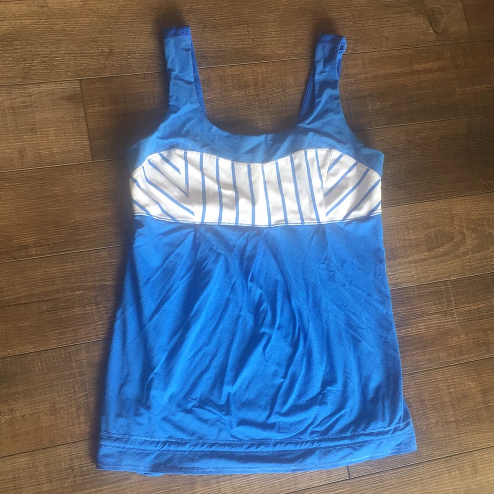 Lululemon tank size 10